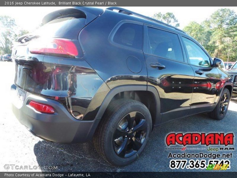 Brilliant Black Crystal Pearl / Black 2016 Jeep Cherokee Latitude