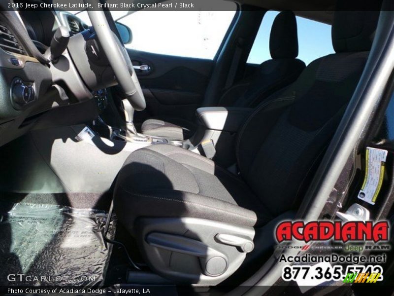 Brilliant Black Crystal Pearl / Black 2016 Jeep Cherokee Latitude