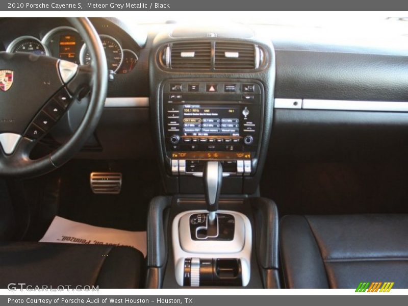 Meteor Grey Metallic / Black 2010 Porsche Cayenne S