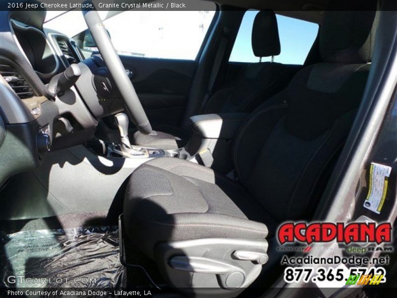 Granite Crystal Metallic / Black 2016 Jeep Cherokee Latitude
