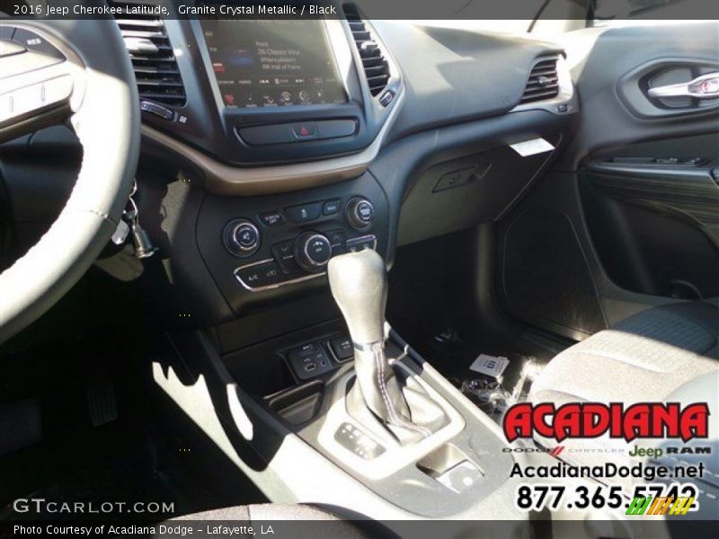 Granite Crystal Metallic / Black 2016 Jeep Cherokee Latitude