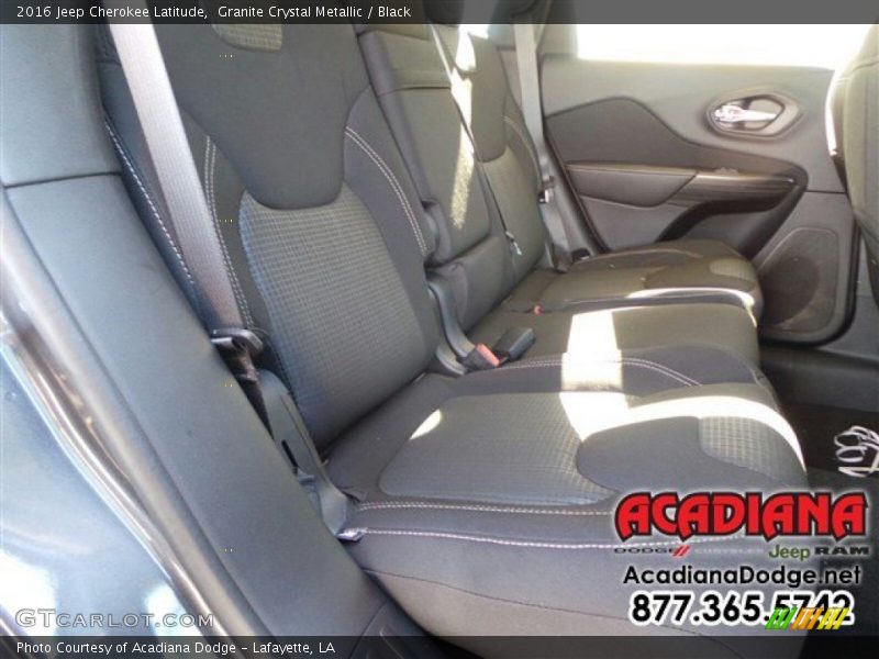 Granite Crystal Metallic / Black 2016 Jeep Cherokee Latitude