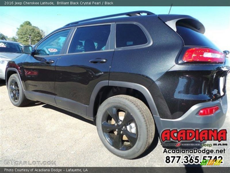Brilliant Black Crystal Pearl / Black 2016 Jeep Cherokee Latitude