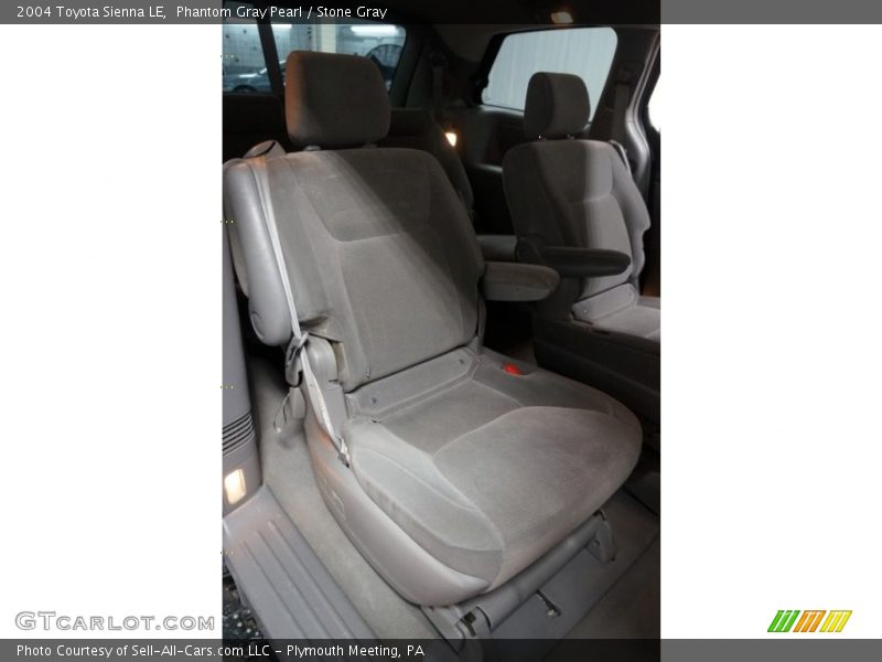 Phantom Gray Pearl / Stone Gray 2004 Toyota Sienna LE