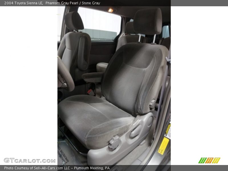 Phantom Gray Pearl / Stone Gray 2004 Toyota Sienna LE