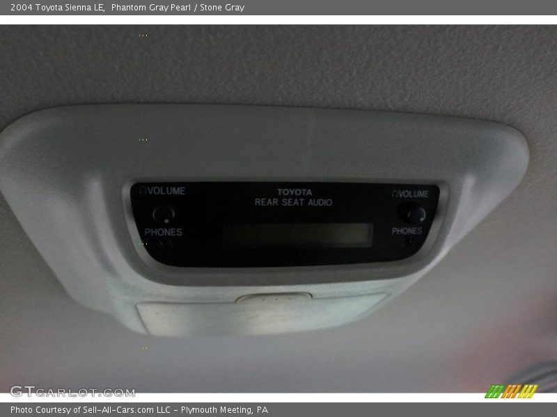 Phantom Gray Pearl / Stone Gray 2004 Toyota Sienna LE