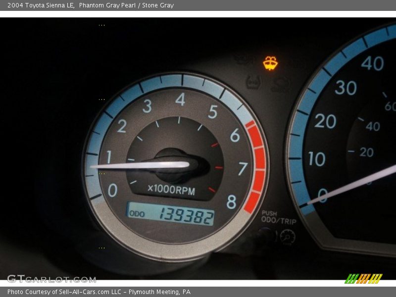 Phantom Gray Pearl / Stone Gray 2004 Toyota Sienna LE