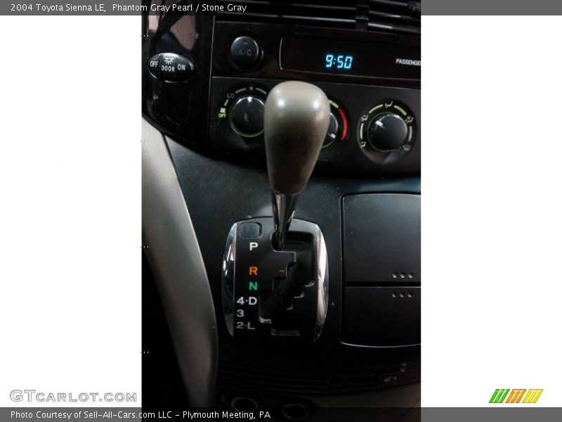 Phantom Gray Pearl / Stone Gray 2004 Toyota Sienna LE