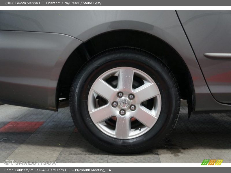 Phantom Gray Pearl / Stone Gray 2004 Toyota Sienna LE