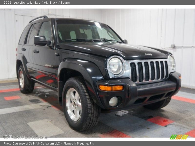 Black / Taupe 2002 Jeep Liberty Limited 4x4