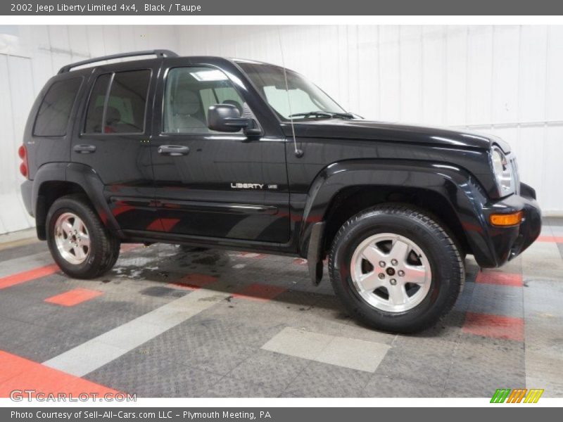 Black / Taupe 2002 Jeep Liberty Limited 4x4