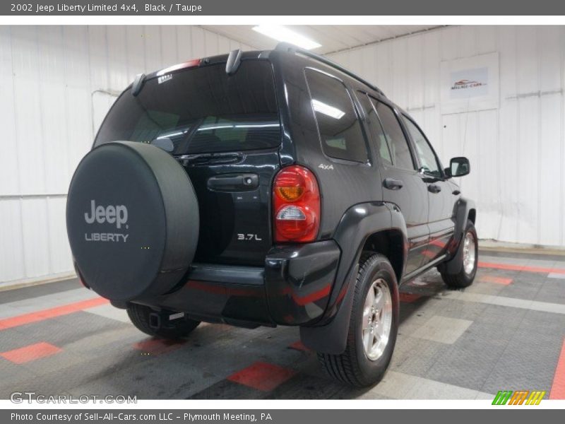 Black / Taupe 2002 Jeep Liberty Limited 4x4