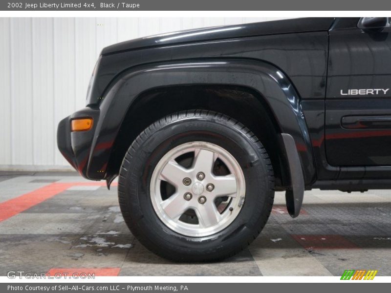 Black / Taupe 2002 Jeep Liberty Limited 4x4