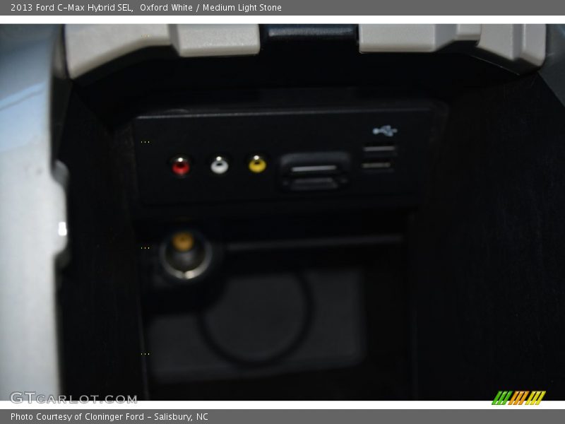 Oxford White / Medium Light Stone 2013 Ford C-Max Hybrid SEL