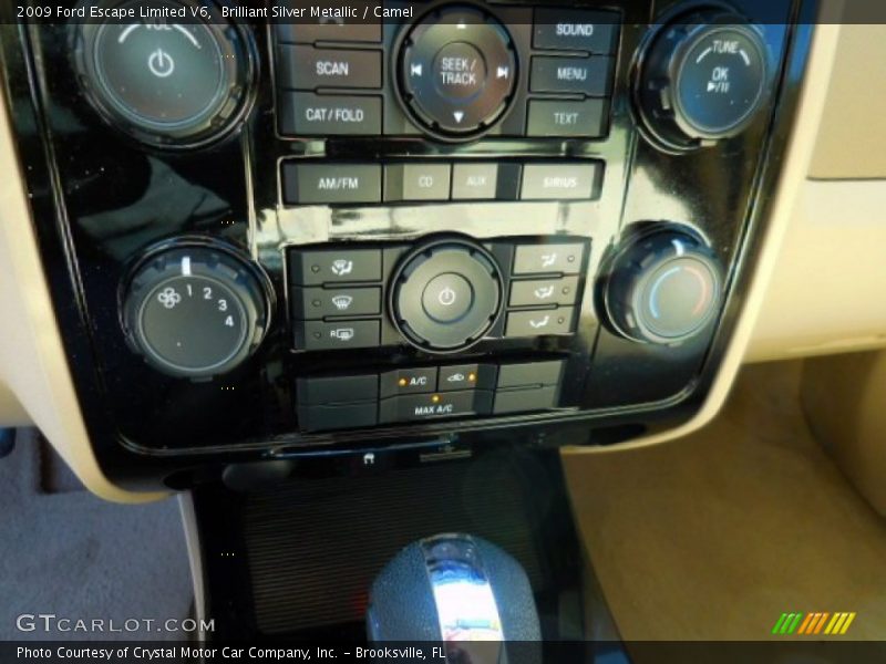 Brilliant Silver Metallic / Camel 2009 Ford Escape Limited V6