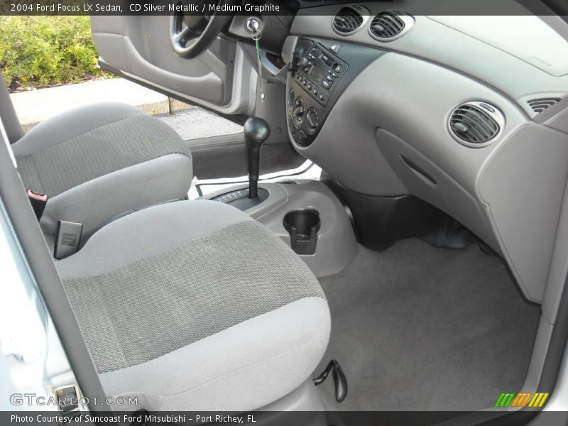 CD Silver Metallic / Medium Graphite 2004 Ford Focus LX Sedan