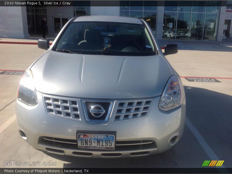 Silver Ice / Gray 2010 Nissan Rogue S