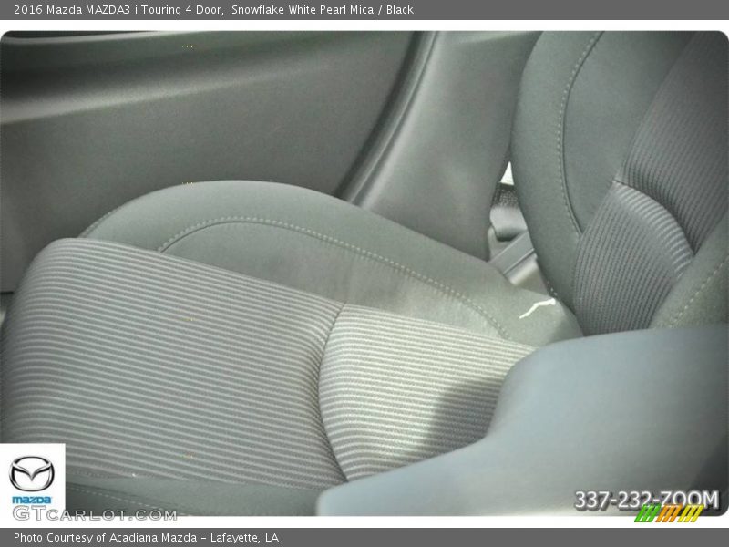 Snowflake White Pearl Mica / Black 2016 Mazda MAZDA3 i Touring 4 Door