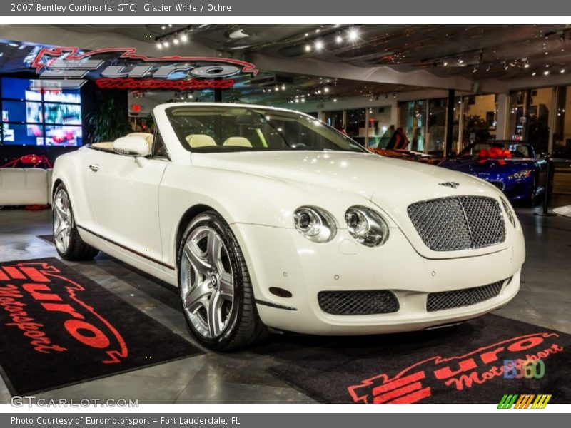 Glacier White / Ochre 2007 Bentley Continental GTC