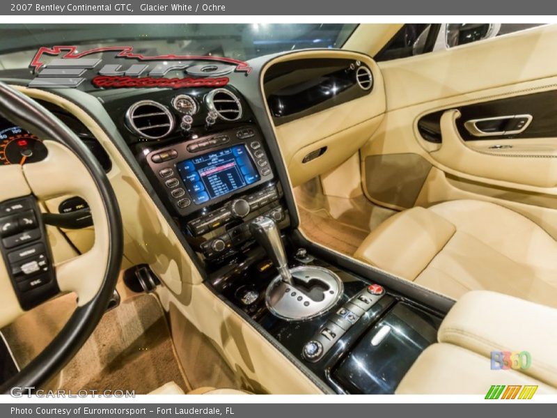 Glacier White / Ochre 2007 Bentley Continental GTC
