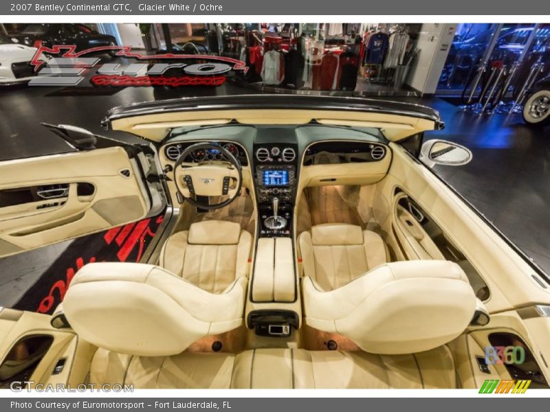 Glacier White / Ochre 2007 Bentley Continental GTC