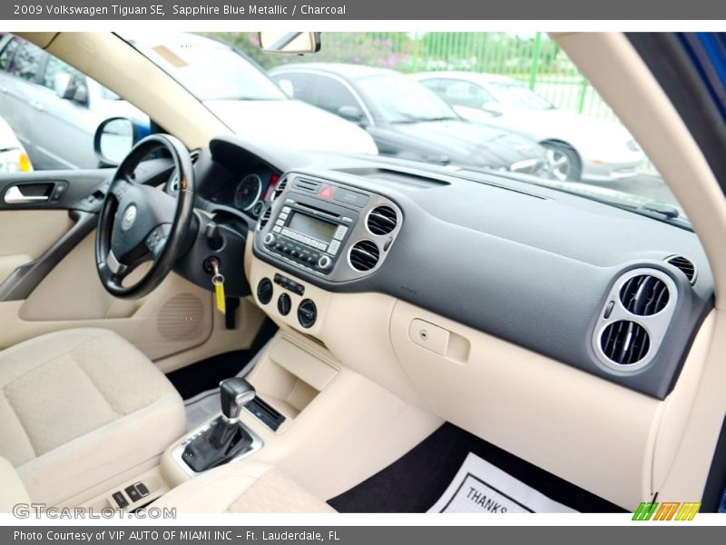 Sapphire Blue Metallic / Charcoal 2009 Volkswagen Tiguan SE