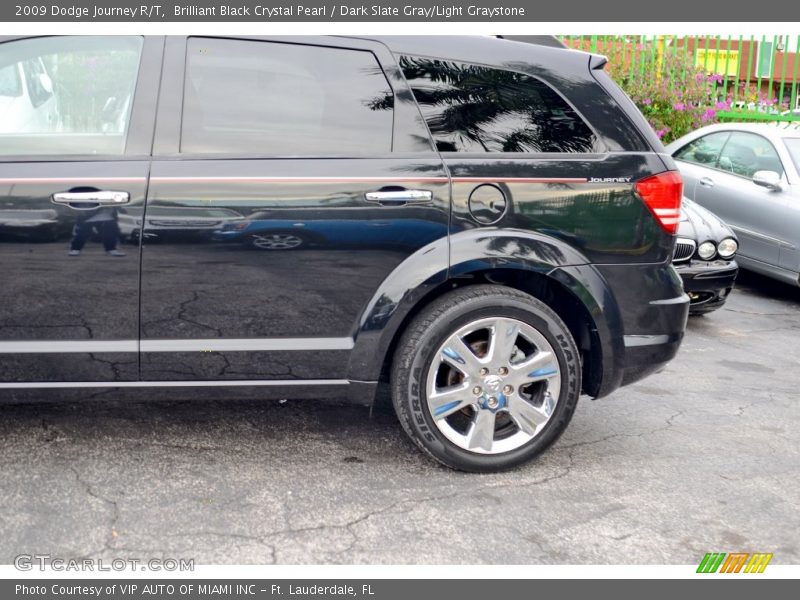 Brilliant Black Crystal Pearl / Dark Slate Gray/Light Graystone 2009 Dodge Journey R/T