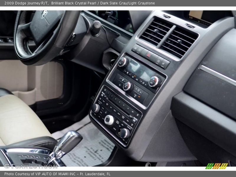 Brilliant Black Crystal Pearl / Dark Slate Gray/Light Graystone 2009 Dodge Journey R/T