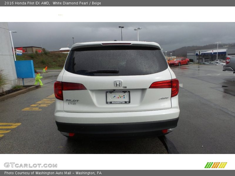 White Diamond Pearl / Beige 2016 Honda Pilot EX AWD