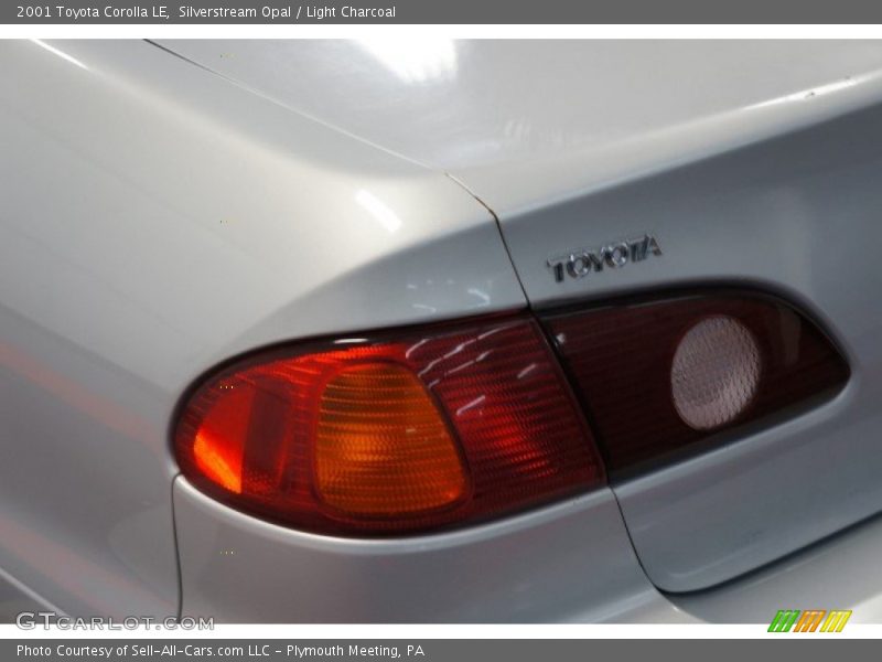 Silverstream Opal / Light Charcoal 2001 Toyota Corolla LE