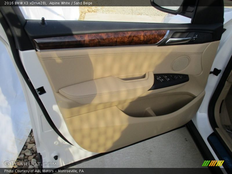 Alpine White / Sand Beige 2016 BMW X3 xDrive28i