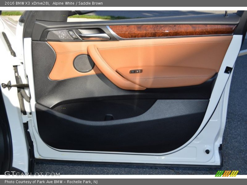 Alpine White / Saddle Brown 2016 BMW X3 xDrive28i