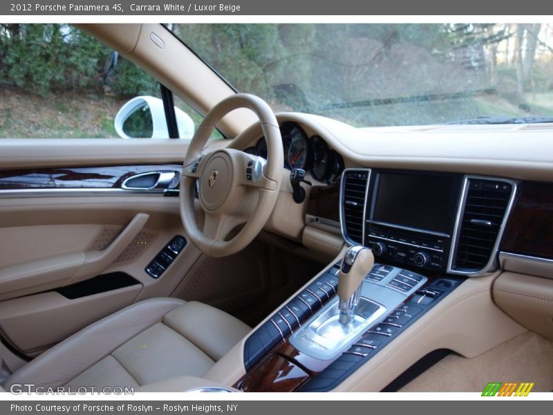 Carrara White / Luxor Beige 2012 Porsche Panamera 4S