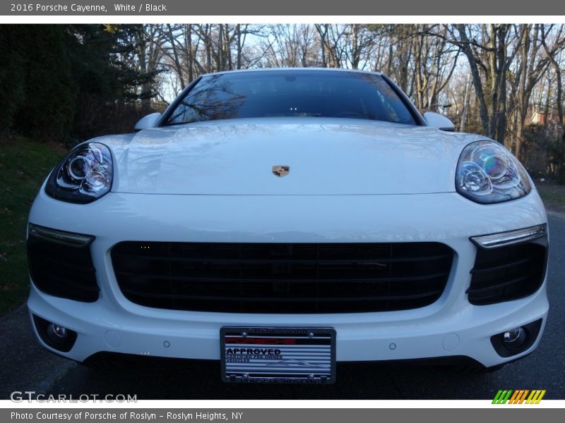 White / Black 2016 Porsche Cayenne