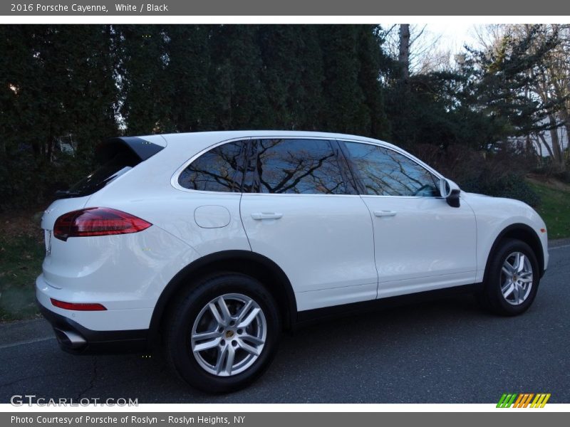 White / Black 2016 Porsche Cayenne