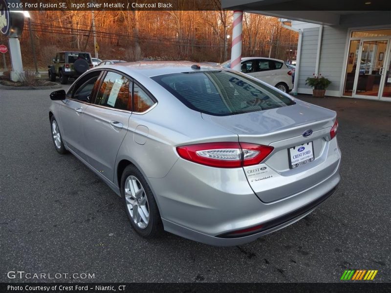 Ingot Silver Metallic / Charcoal Black 2016 Ford Fusion SE