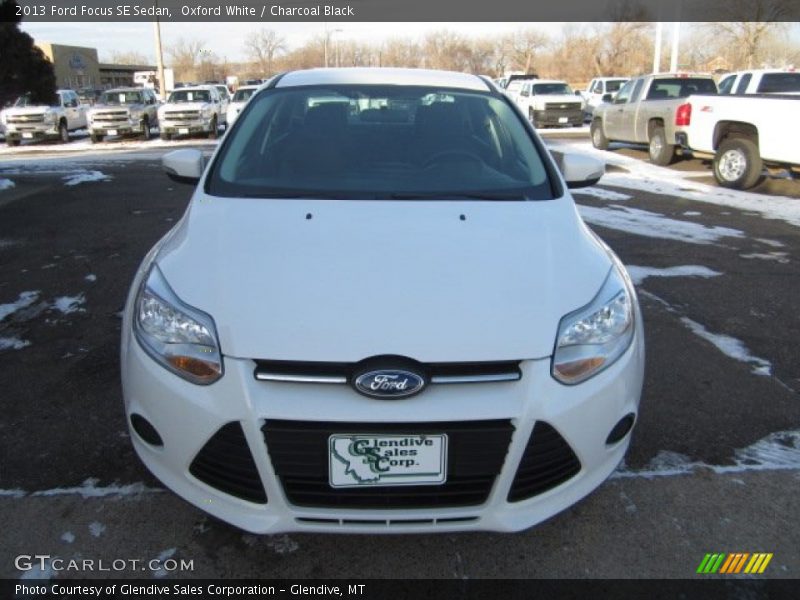 Oxford White / Charcoal Black 2013 Ford Focus SE Sedan