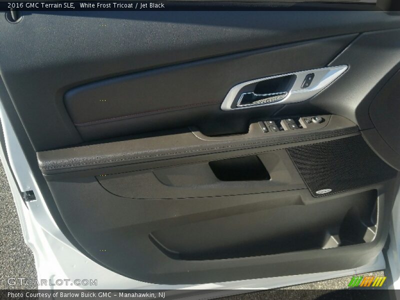 White Frost Tricoat / Jet Black 2016 GMC Terrain SLE