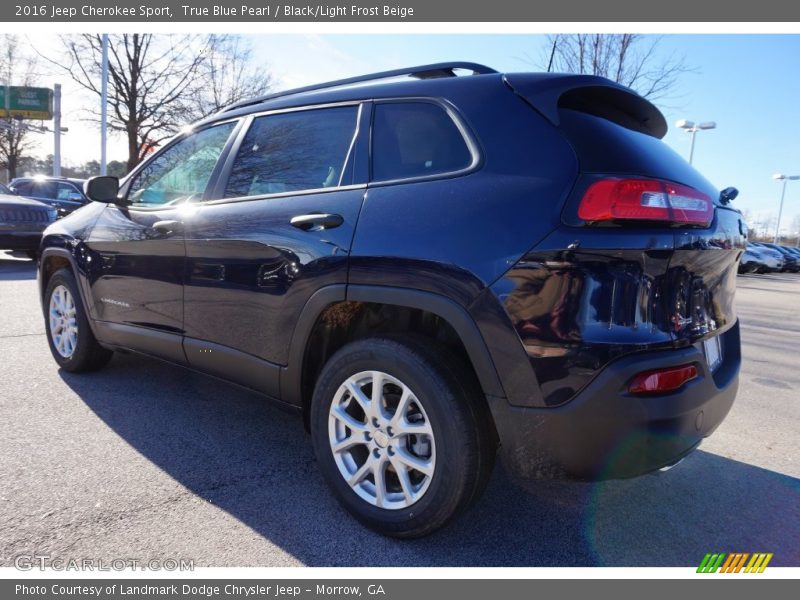 True Blue Pearl / Black/Light Frost Beige 2016 Jeep Cherokee Sport