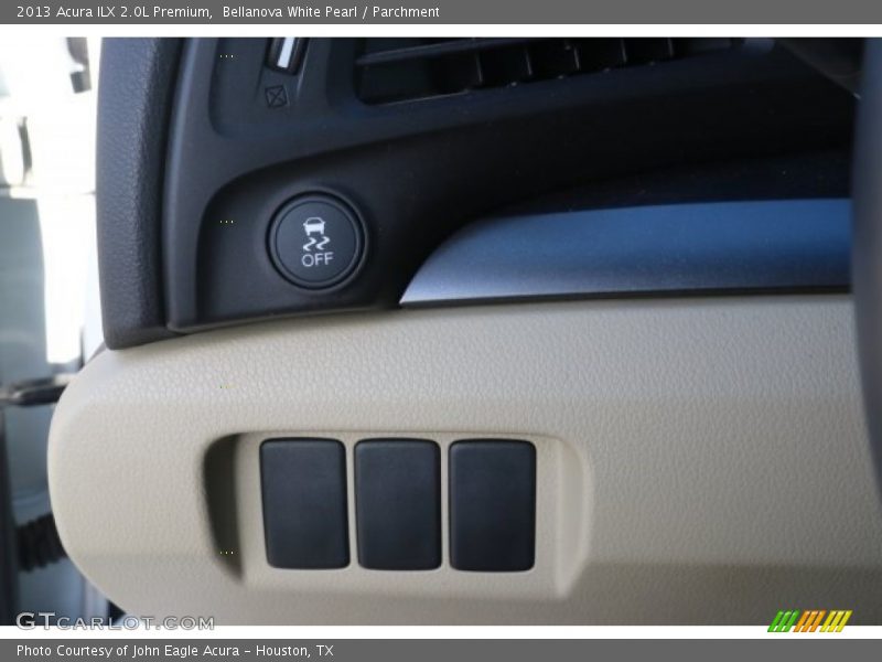 Bellanova White Pearl / Parchment 2013 Acura ILX 2.0L Premium