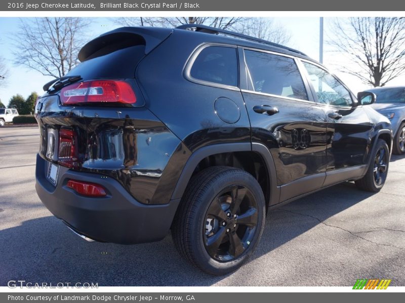 Brilliant Black Crystal Pearl / Black 2016 Jeep Cherokee Latitude