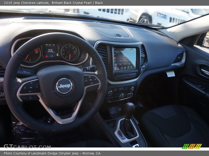 Brilliant Black Crystal Pearl / Black 2016 Jeep Cherokee Latitude