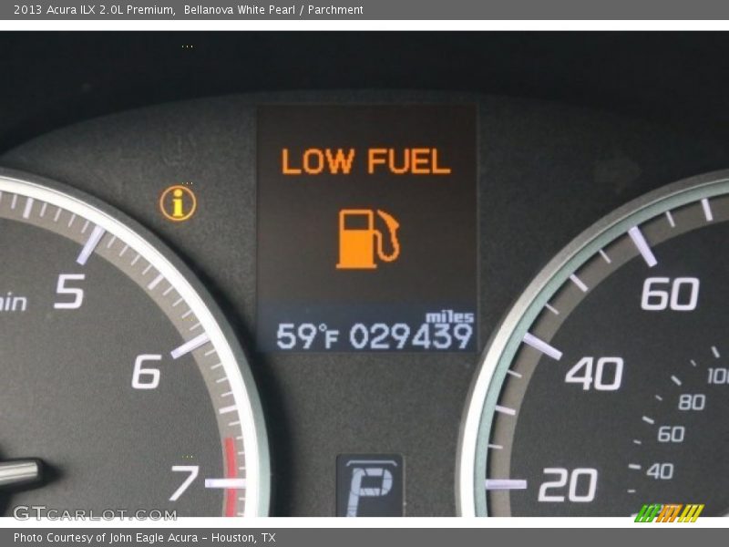 Bellanova White Pearl / Parchment 2013 Acura ILX 2.0L Premium