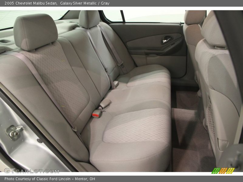Galaxy Silver Metallic / Gray 2005 Chevrolet Malibu Sedan