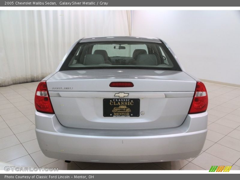 Galaxy Silver Metallic / Gray 2005 Chevrolet Malibu Sedan