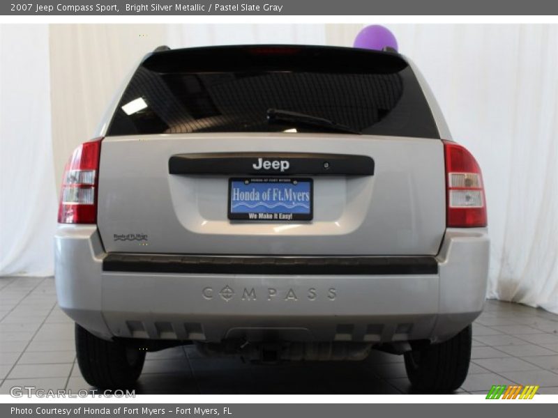 Bright Silver Metallic / Pastel Slate Gray 2007 Jeep Compass Sport