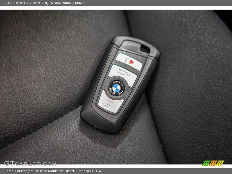 Alpine White / Black 2013 BMW X3 xDrive 28i