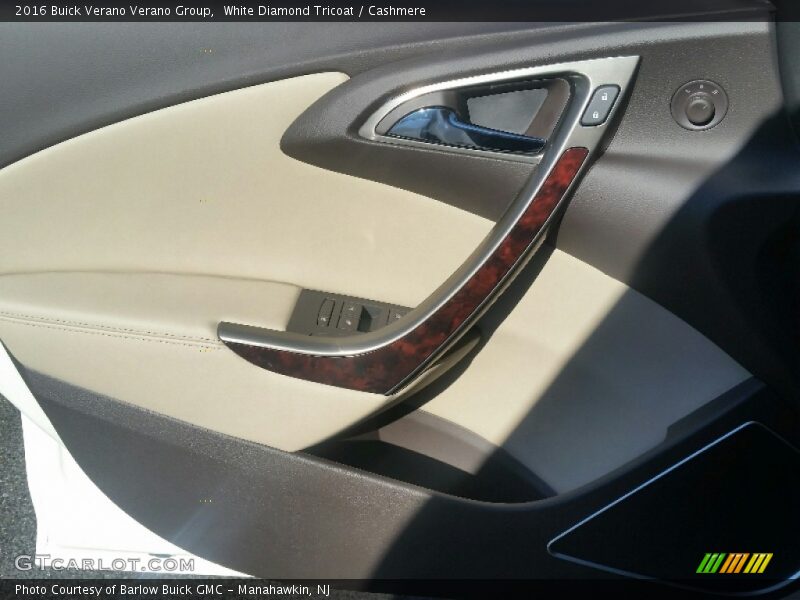 White Diamond Tricoat / Cashmere 2016 Buick Verano Verano Group