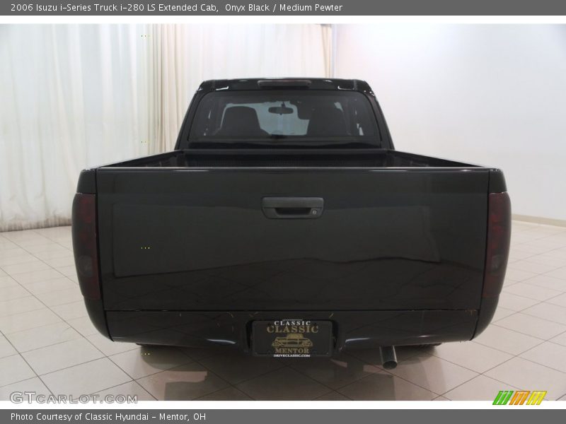 Onyx Black / Medium Pewter 2006 Isuzu i-Series Truck i-280 LS Extended Cab