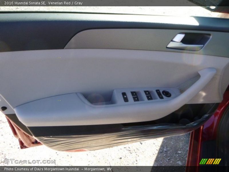 Venetian Red / Gray 2016 Hyundai Sonata SE